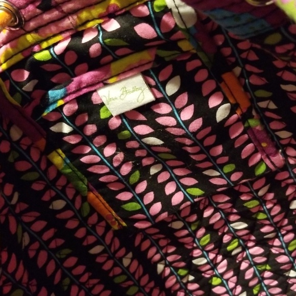 2 Vera Bradley purses - Picture 3 of 4